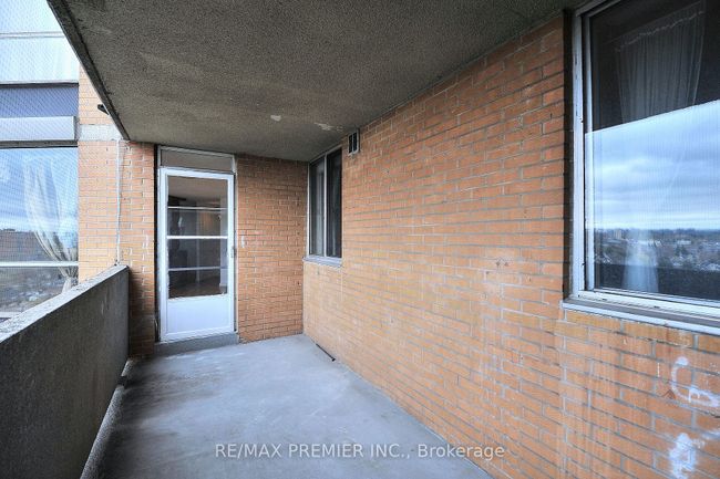 1901 - 10 Martha Eaton Way, Condo with 2 bedrooms, 2 bathrooms and 2 parking in North York ON | Image 20