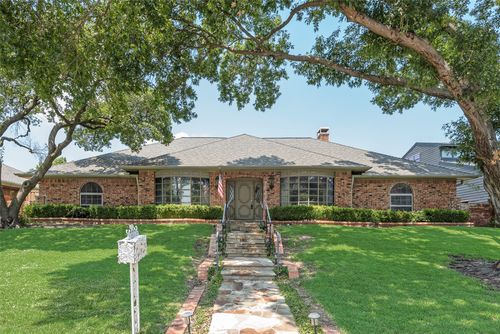 7615 Dunoon Ave, Dallas, TX, 75248-1640 | Card Image