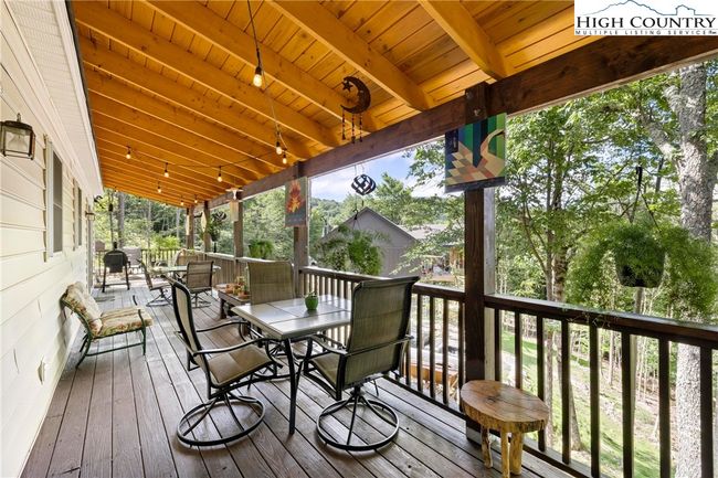 Love this porch! | Image 22