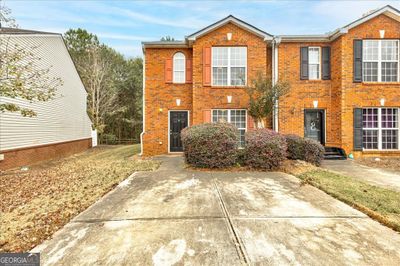 3026 Waldrop Circle, Townhouse with 3 bedrooms, 2 bathrooms and 2 parking in Decatur GA | Image 1