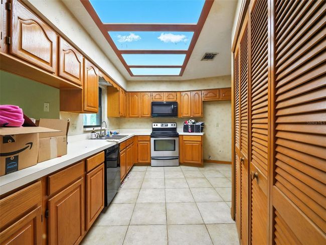 1053 Cavern Dr, House other with 4 bedrooms, 2 bathrooms and null parking in APOPKA FL | Image 20