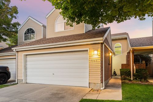 5049 S Scarsdale Ct, Taylorsville, UT, 84129-1516 | Card Image