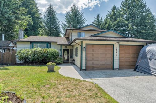 21652 121 Ave, Maple Ridge, BC, V2X3S6 | Card Image