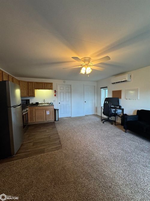 1417 19th St, Fort Madison, IA, 52627-4216 | Card Image