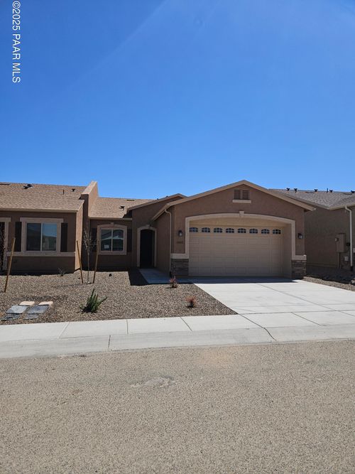6861 E Byron Pl, Prescott Valley, AZ, 86314-9021 | Card Image