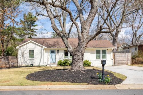 545 Woodale Dr Se, Smyrna, GA, 30080-1445 | Card Image