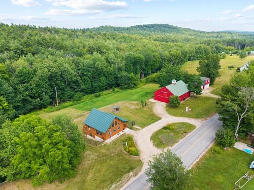 335 Granite Rd, Ossipee, NH, 03864-7464 | Card Image