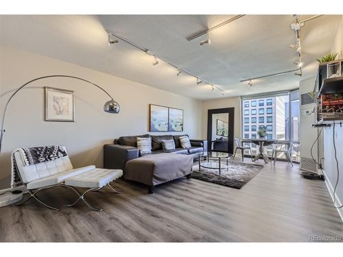 apt-2904-1625 Larimer St, Denver, CO, 80202-1539 | Card Image