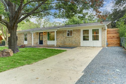 207 White Oak Dr, Austin, TX, 78753-6027 | Card Image
