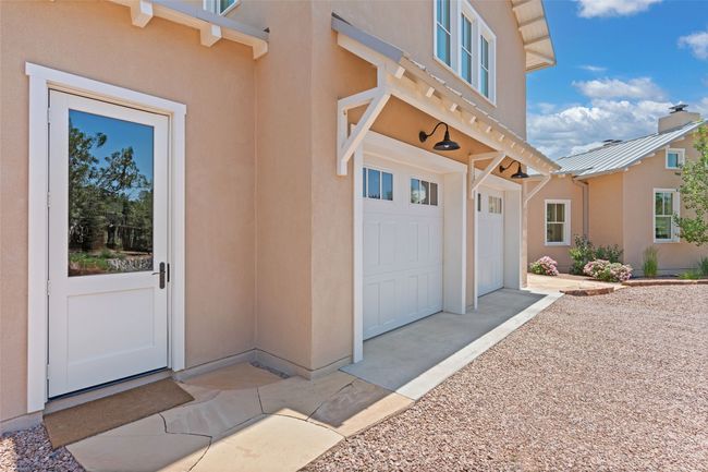 1015 Mansion Ridge Rd, House other with 2 bedrooms, 3 bathrooms and 6 parking in Santa Fe NM | Image 59