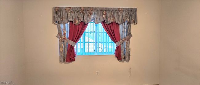 Detailed view | Image 20