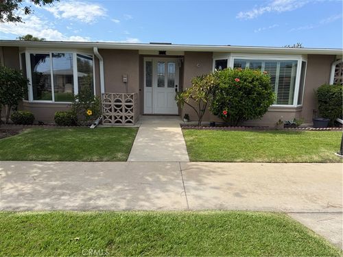 13220 Saint Andrews Dr, Seal Beach, CA, 90740-3790 | Card Image