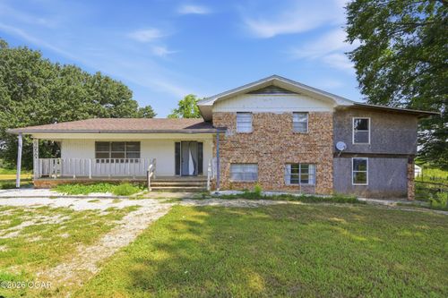 924 Weibert Rd, Granby, MO, 64844-8199 | Card Image