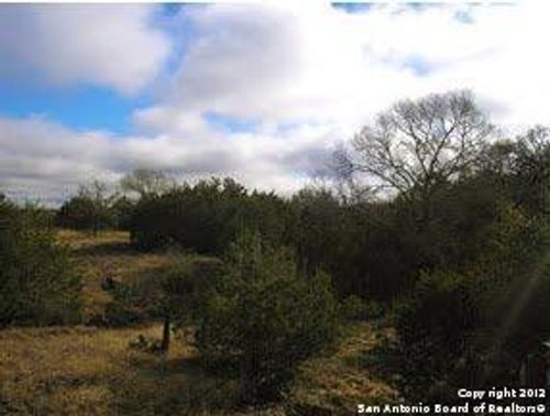205 Santa Fe Trl, Boerne, TX, 78006-4221 | Card Image
