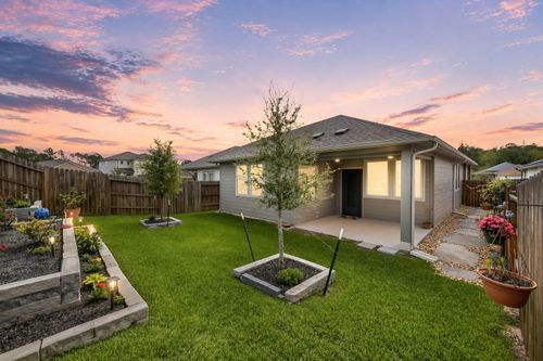 372 Sunrise Ranch Dr, Montgomery, TX, 77316-3335 | Card Image