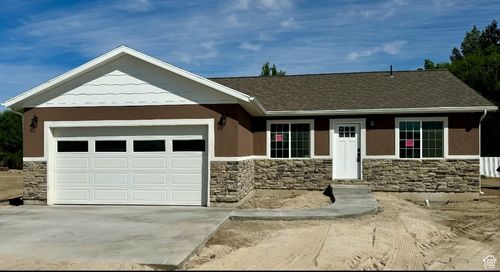 135 S 350 E, Huntington, UT, 84528-7808 | Card Image