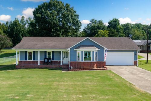 92 Brenda Dr, Munford, TN, 38058-6134 | Card Image