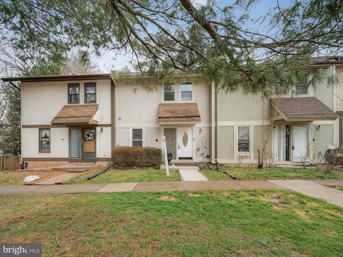 5552 Peppercorn Dr, BURKE, VA, 22015-1830 | Card Image