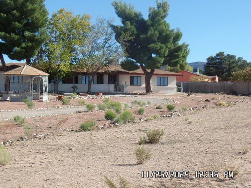 2080 Seneca St, Kingman, AZ, 86401-6503 | Card Image