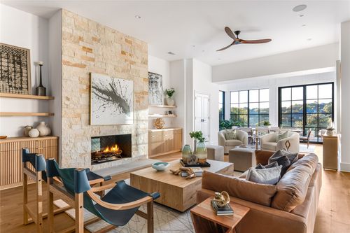 3111 Lake Creek Dr, Highland Village, TX, 75077-1823 | Card Image