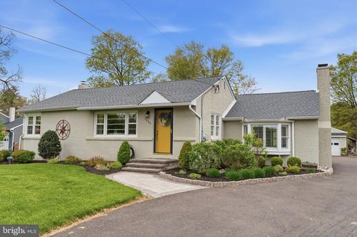 1637 Hatboro Rd, Richboro, PA, 18954-1231 | Card Image