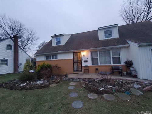 2-774 Fall Ave, Uniondale, NY, 11553-3301 | Card Image