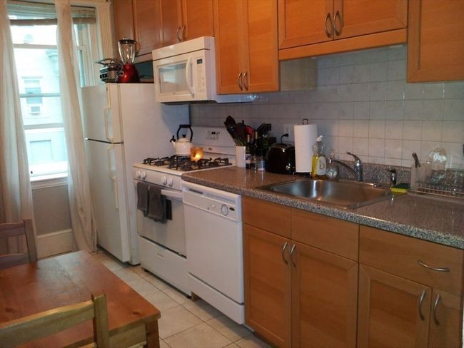 APT-1 - 12 Royce Rd, Condo with 1 bedrooms, 1 bathrooms and null parking in Boston MA | Image 7