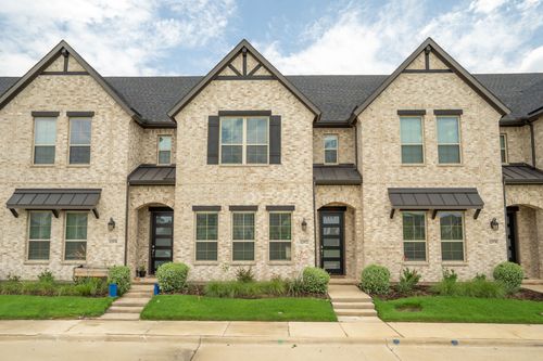 12972 Rockham Ln, Farmers Branch, TX, 75234-4887 | Card Image