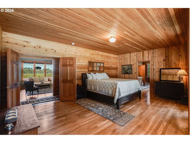 17765 Monnier Rd Ne, House other with 5 bedrooms, 4 bathrooms and 4 parking in Hubbard OR | Image 13