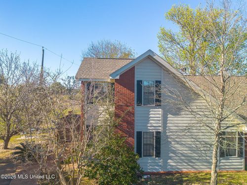 118 Sunridge Park, Gulfport, MS, 39507-1136 | Card Image