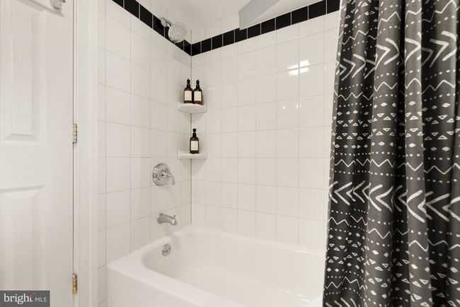 637 Keefer Pl Nw, Townhouse with 3 bedrooms, 2 bathrooms and null parking in WASHINGTON DC | Image 26
