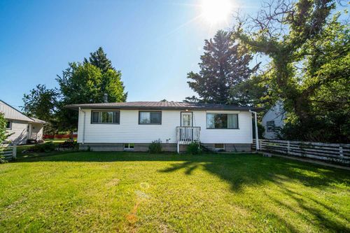 49 Rydberg Street, Hughenden, AB, T0B2E0 | Card Image