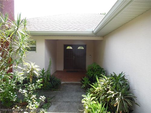 301 Pamela Rd Nw, LAKE PLACID, FL, 33852-4002 | Card Image