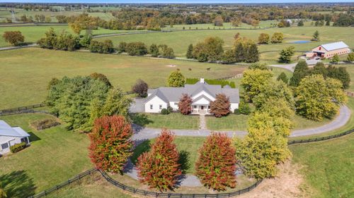 1564 Paynes Depot Rd, Versailles, KY, 40383-9821 | Card Image