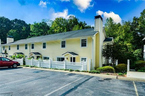 2718 Suwanee Way Se, Marietta, GA, 30067-6262 | Card Image