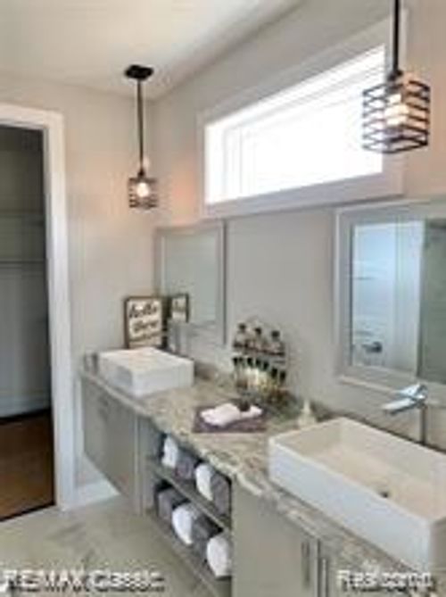 616 Buttercup Trail, Milford Charter Township, MI, 48381 | Card Image