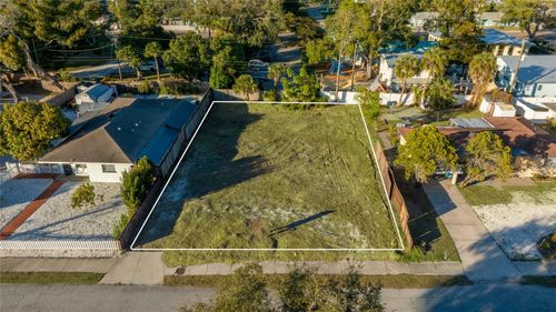 2119 Bougainvillea St, SARASOTA, FL, 34239-5205 | Card Image