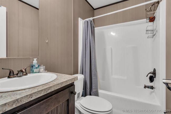 3003 Red Cedar Rd, House other with 7 bedrooms, 4 bathrooms and null parking in Ardmore OK | Image 38