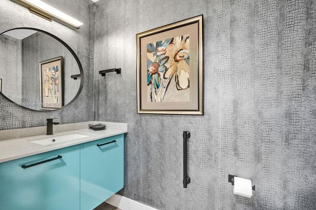 APT-342 - 16101 Emerald Estates Dr, Condo with 2 bedrooms, 3 bathrooms and null parking in Weston FL | Image 20