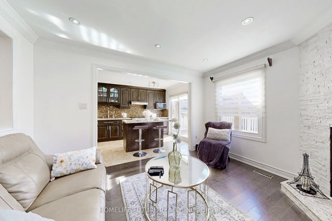 102 Stather Cres, House other with 4 bedrooms, 4 bathrooms and 4 parking in Markham ON | Image 11