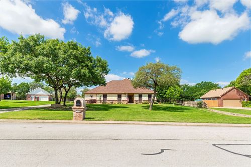 136 Oakwood Court, Lakeside, TX, 76135 | Card Image