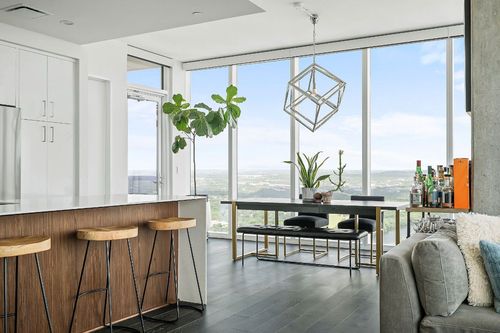 apt-4401-301 West Ave, Austin, TX, 78701-4762 | Card Image