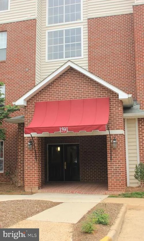 3103-1591 Spring Gate Dr, MCLEAN, VA, 22102-3449 | Card Image
