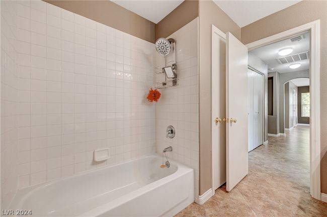 8112 Jasmine Hollow Ct, House other with 3 bedrooms, 3 bathrooms and null parking in Las Vegas NV | Image 36