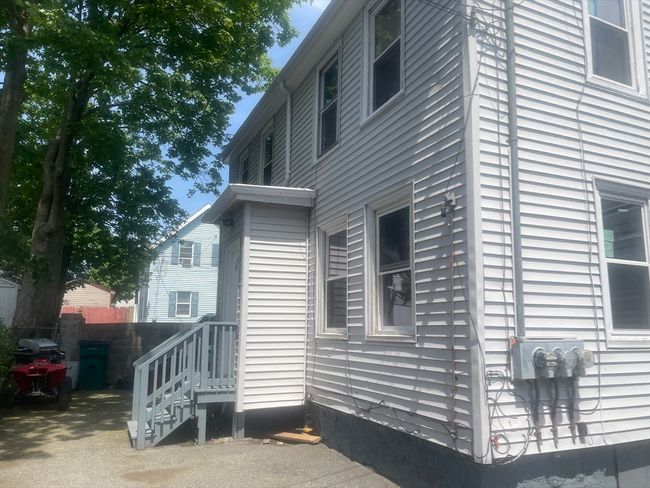 171 Chatham St, Home with 6 bedrooms, 2 bathrooms and 2 parking in Lynn MA | Image 17