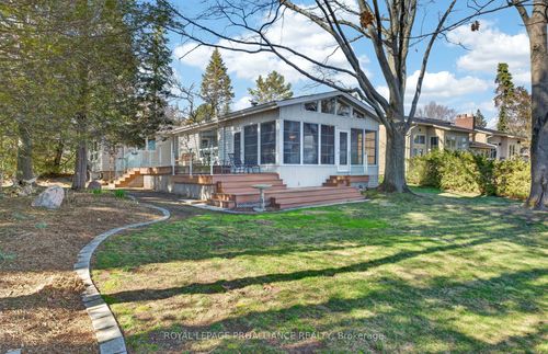 482 Island Road, Prince Edward County, ON, K0K2T0 | Card Image