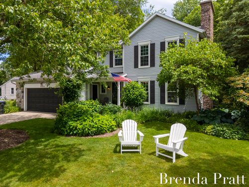 5274 Crooked Pine Dr Sw, Grandville, MI, 49418-9706 | Card Image