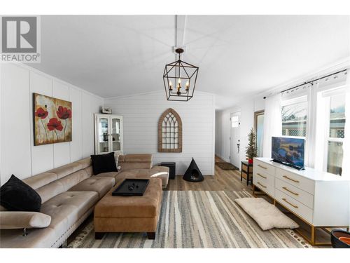 18-5371 Princeton Ave, Peachland, BC, V0H1X8 | Card Image