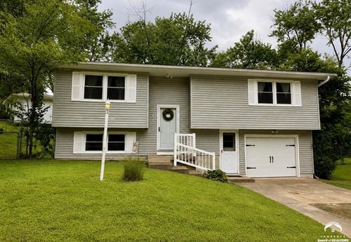 12 Ithica Ct, Eudora, KS, 66025-9762 | Card Image