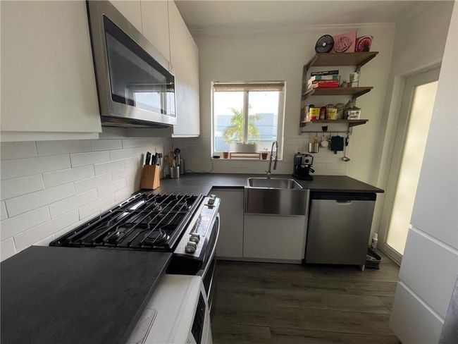 APT-10 - 9281 W Bay Harbor Dr, Condo with 1 bedrooms, 1 bathrooms and null parking in Bay Harbor Islands FL | Image 8